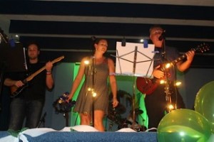 Ghost Crossing preforming last year at the Ukrainian fund raiser. Tickets are only $25 and you will be helping a great cause. Also preforming, the Barvinok Dance Ensemble and a band out of Toronto, Zirka with an out of this world violin player, Karen, if you come for anything you want to come and watch her! February 18 SEE YOU THERE !